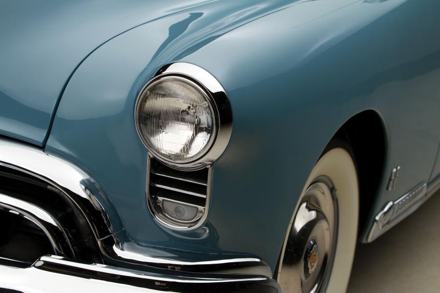  Oldsmobile 88 Convertible Futuramic 1949 года  (фото 22 из 33)